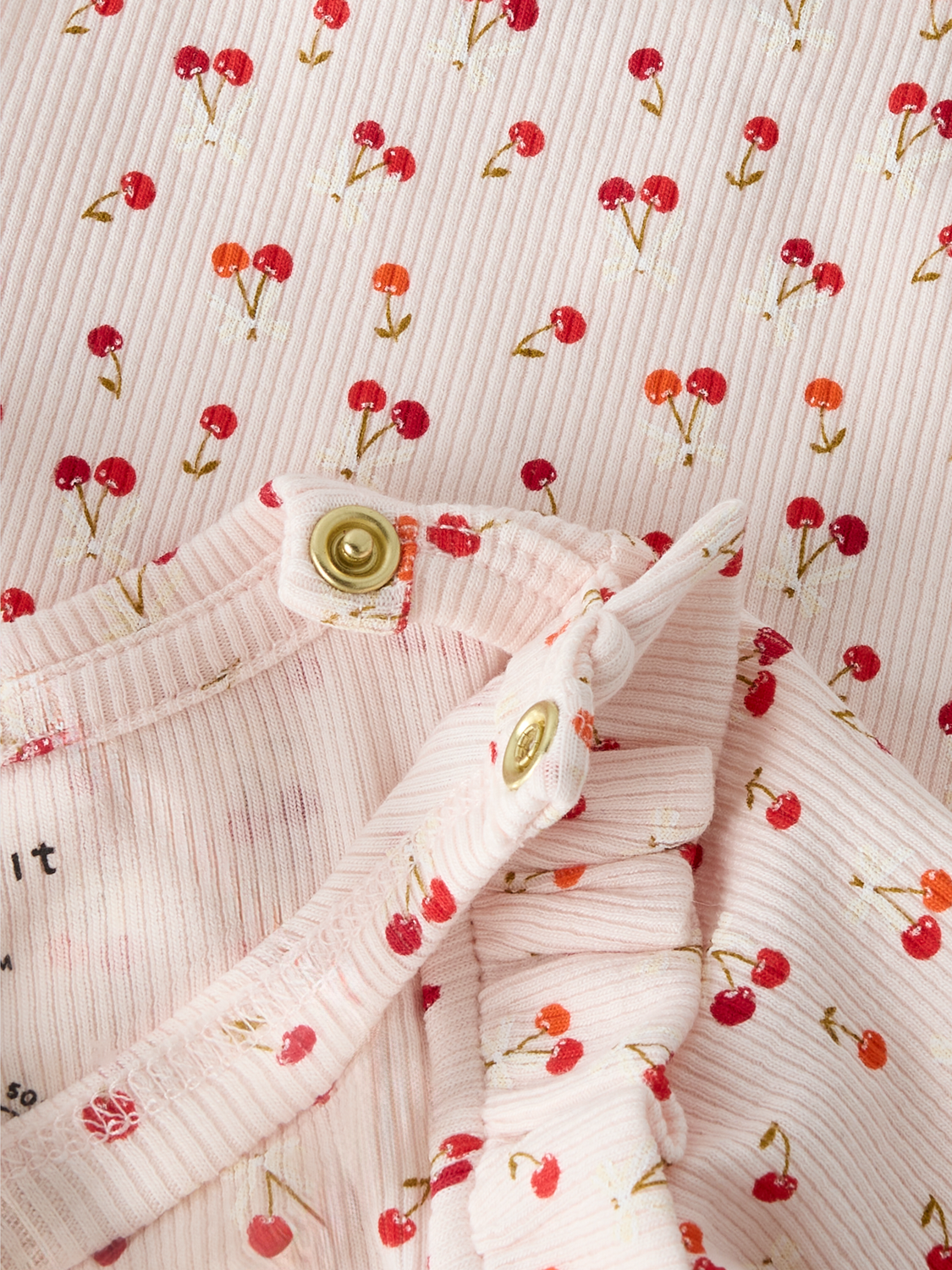 model_shot-front_full